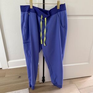 FIGS Zamora BLUEBERRY Jogger Scrub Pants - Size Large Petite